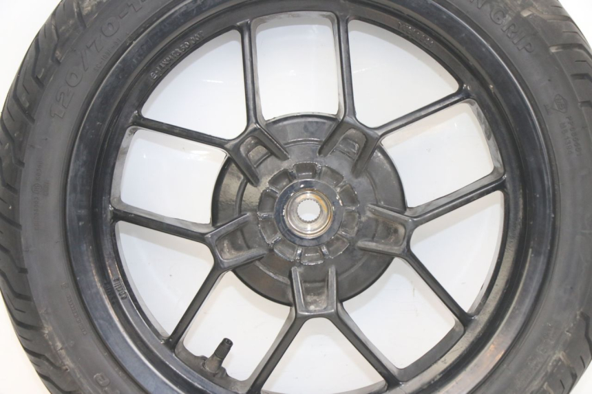 photo de OBRĘCZ TYLNA APRILIA SR 2T 50 (2012 - 2017) - Szczegóły charakterystyczne