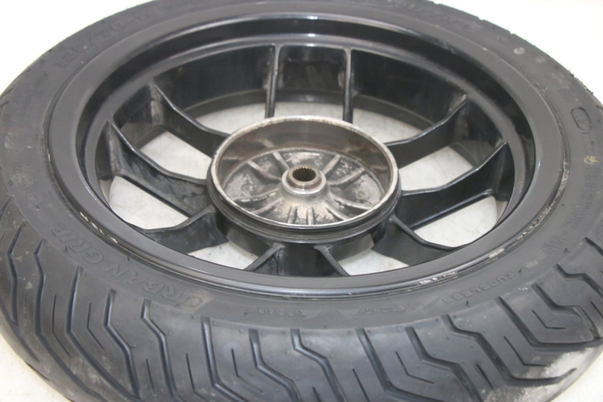 photo de OBRĘCZ TYLNA APRILIA SR 2T 50 (2012 - 2017) - Zbliżenie techniczne