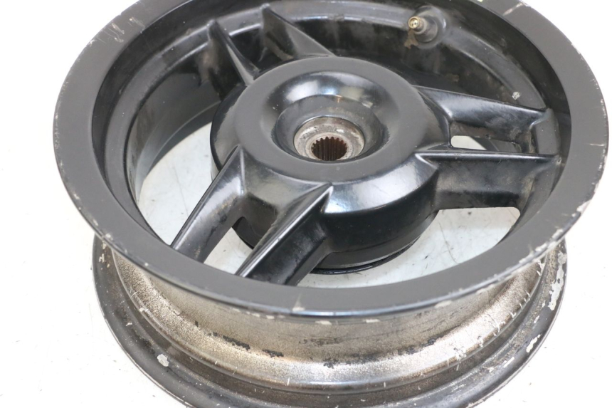 photo de OBRĘCZ TYLNA PEUGEOT STREETZONE I 2T 50 (2018 - 2020) - Szczegóły charakterystyczne