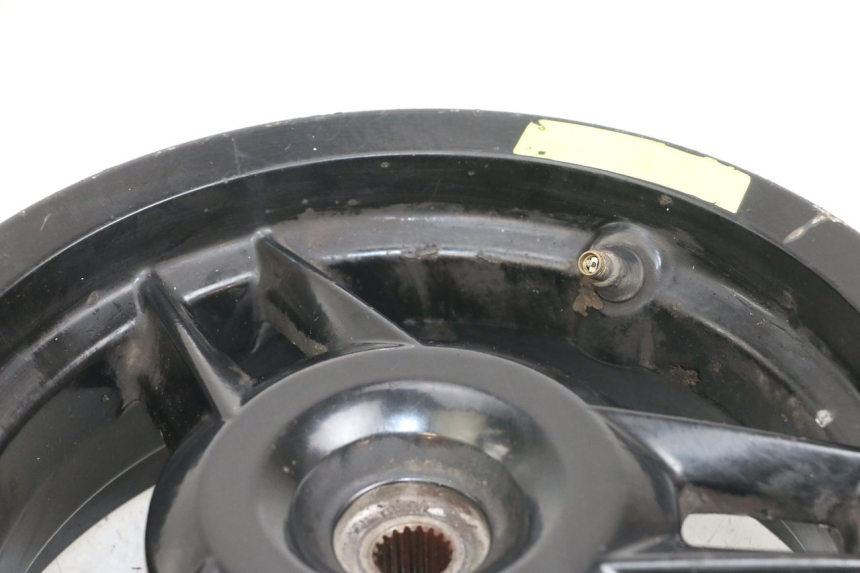 photo de OBRĘCZ TYLNA PEUGEOT STREETZONE I 2T 50 (2018 - 2020) - Zbliżenie komponentów