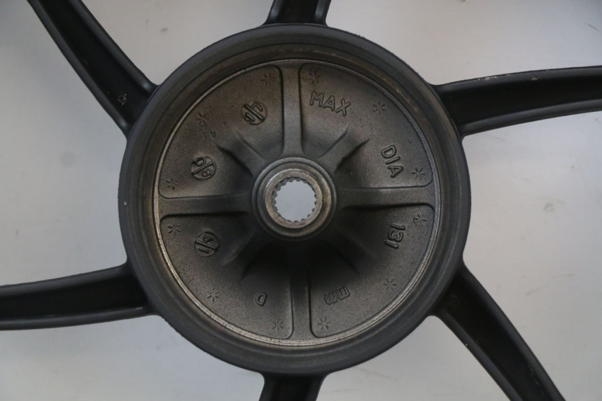 photo de OBRĘCZ TYLNA KYMCO SUPER 8 4T 50 (2018 - 2020) - Stan powierzchni