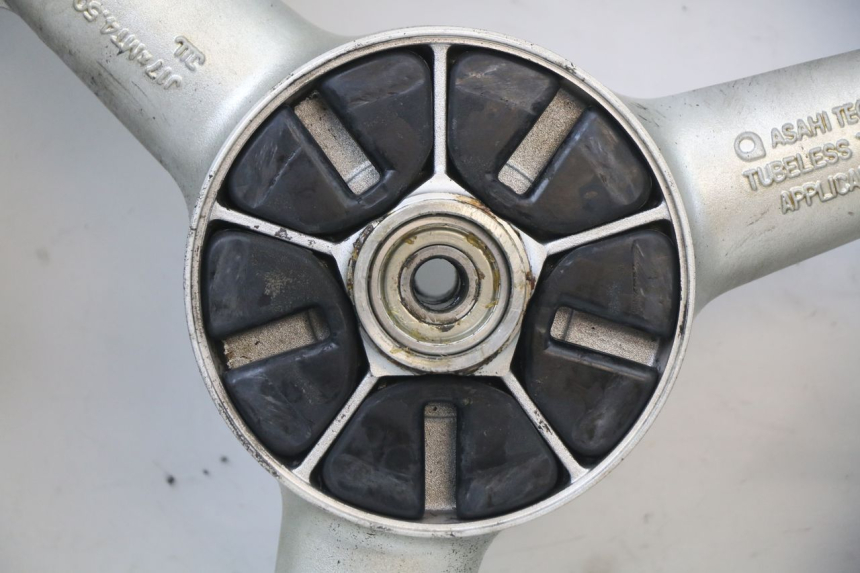 photo de OBRĘCZ TYLNA SUZUKI SV S 650 (1999 - 2002) - Oznaczenia i referencje