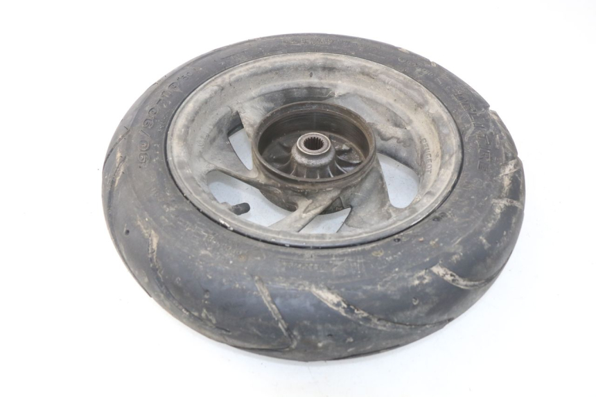 photo de OBRĘCZ TYLNA PEUGEOT SV 80 (1993 - 1997) - Zoom stanu zużycia