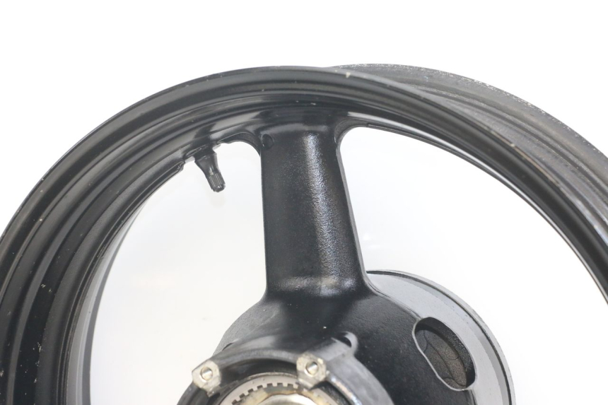 photo de OBRĘCZ TYLNA YAMAHA TDM ABS 900 (2002 - 2014) - Zbliżenie komponentów