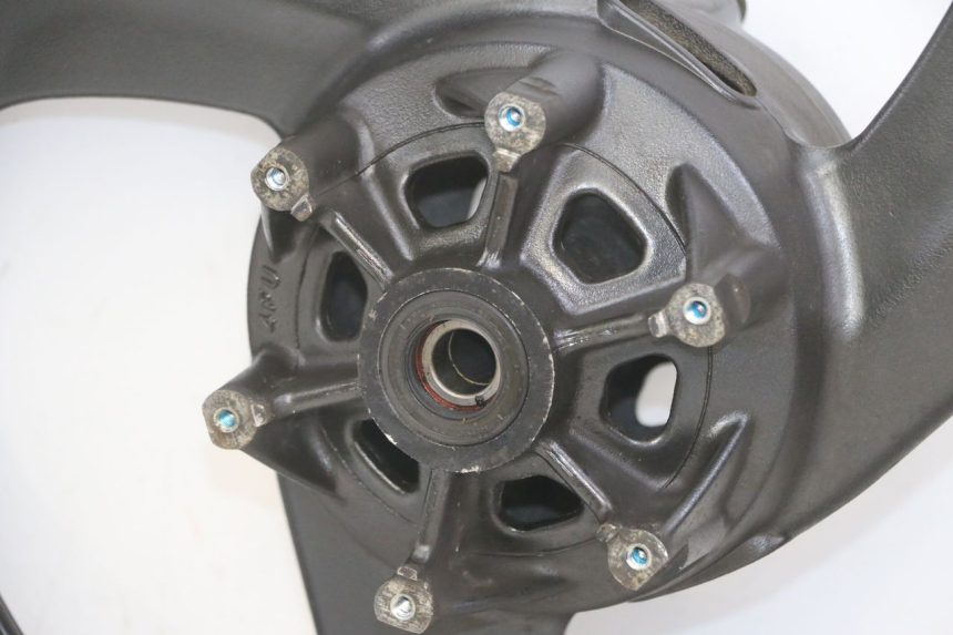 photo de OBRĘCZ TYLNA YAMAHA TDR DELTABOX 125 (1997 - 2003) - Widok z bliska