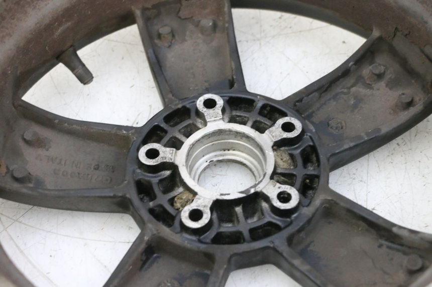 photo de OBRĘCZ TYLNA PIAGGIO VESPA GTS SUPER IE 125 (2009 - 2016) - Widok produktu