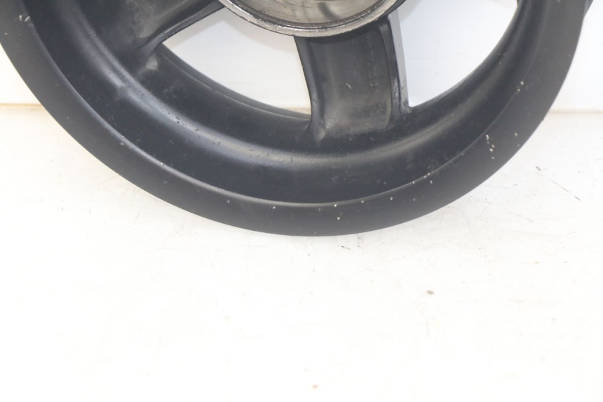 photo de OBRĘCZ TYLNA PIAGGIO VESPA S 2T 50 (2007 - 2014) - Zoom stanu zużycia