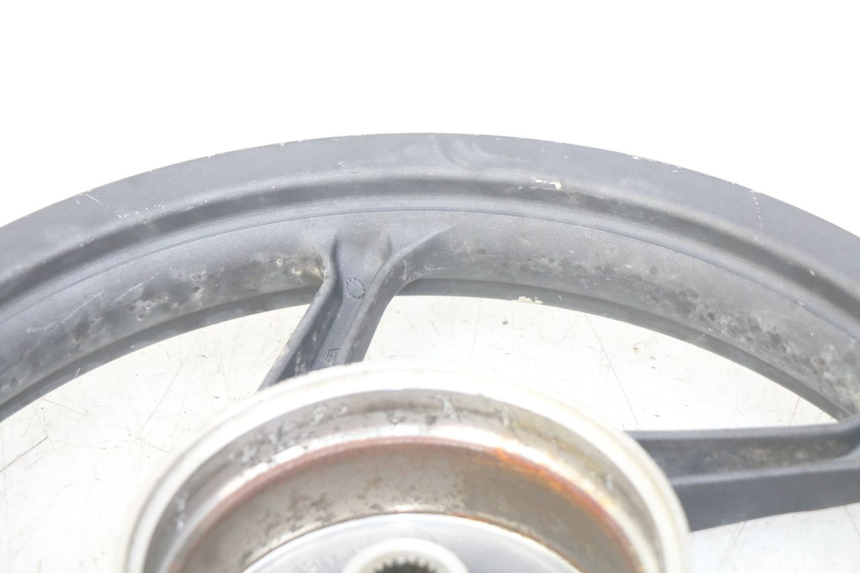 photo de OBRĘCZ TYLNA HONDA VISION NSC R 50 (2013 - 2015) - Zoom stanu zużycia