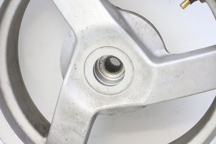 photo de OBRĘCZ TYLNA PEUGEOT VIVACITY NEW 4T 50 (2008 - 2017) - Stan powierzchni