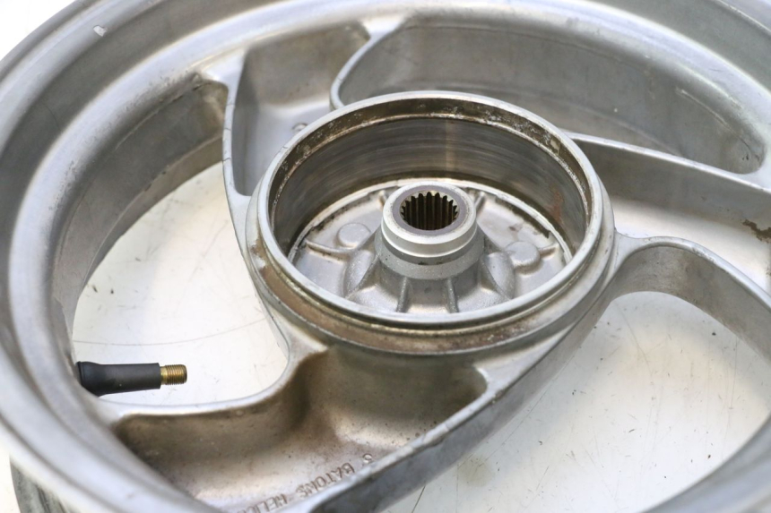photo de OBRĘCZ TYLNA PEUGEOT VIVACITY 50 (2004 - 2009) - Kontrola wizualna