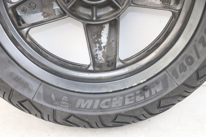 photo de OBRĘCZ TYLNA YAMAHA XMAX X-MAX 125 (2006 - 2009) - Szczegóły charakterystyczne