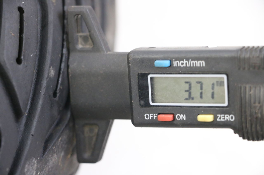 photo de OBRĘCZ TYLNA YAMAHA XMAX X-MAX 125 (2006 - 2009) - Zoom stanu zużycia