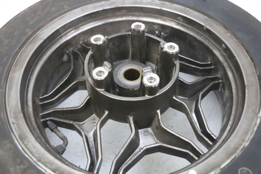 photo de OBRĘCZ TYLNA KYMCO X-TOWN XTOWN 125 (2016 - 2021) - Zbliżenie techniczne