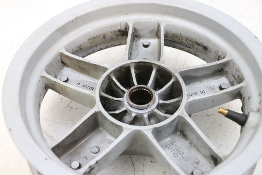 photo de OBRĘCZ TYLNA PIAGGIO X8 125 (2004 - 2007) - Zoom stanu zużycia