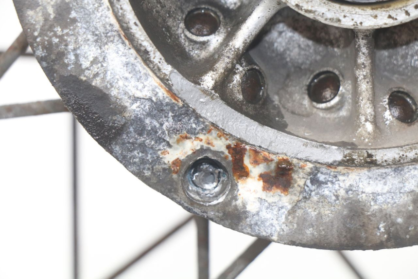 photo de OBRĘCZ TYLNA SUZUKI XF FREEWIND 650 (1997 - 2003) - Szczegół części