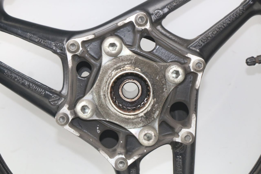 photo de OBRĘCZ TYLNA YAMAHA XP T-MAX TMAX 500 (2008 - 2012) - Szczegóły charakterystyczne