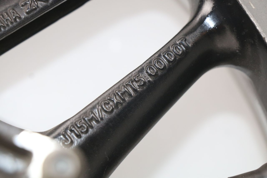 photo de OBRĘCZ TYLNA YAMAHA XP T-MAX TMAX 500 (2008 - 2012) - Stan powierzchni