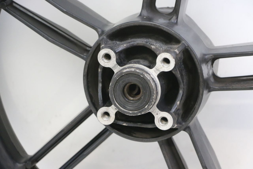 photo de OBRĘCZ TYLNA YAMAHA TZR 50 (2008 - 2016) - Inny kąt widzenia