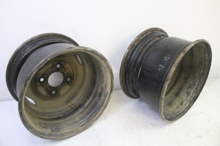 photo de OBRĘCZ TYLNA YAMAHA YFM GRIZZLY 550 (2008 - 2015) - Widok profilu