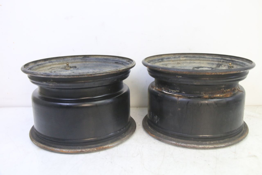 photo de OBRĘCZ TYLNA YAMAHA YFM GRIZZLY 550 (2008 - 2015) - Stan powierzchni