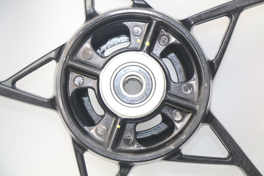 photo de OBRĘCZ TYLNA KAWASAKI Z 650 (2016 - 2019) - Część sprawdzona