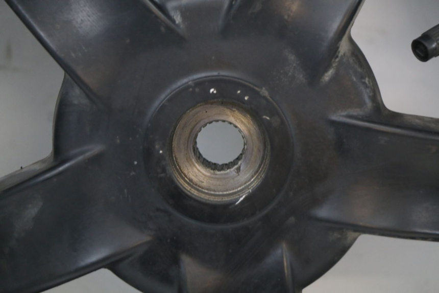 photo de OBRĘCZ TYLNA PIAGGIO ZIP 4T 50 (2018 - 2020) - Inny kąt widzenia