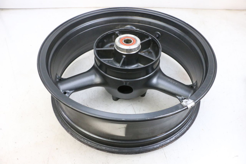 photo de OBRĘCZ TYLNA KAWASAKI ZR 7 750 (1999 - 2004) - Zoom stanu zużycia