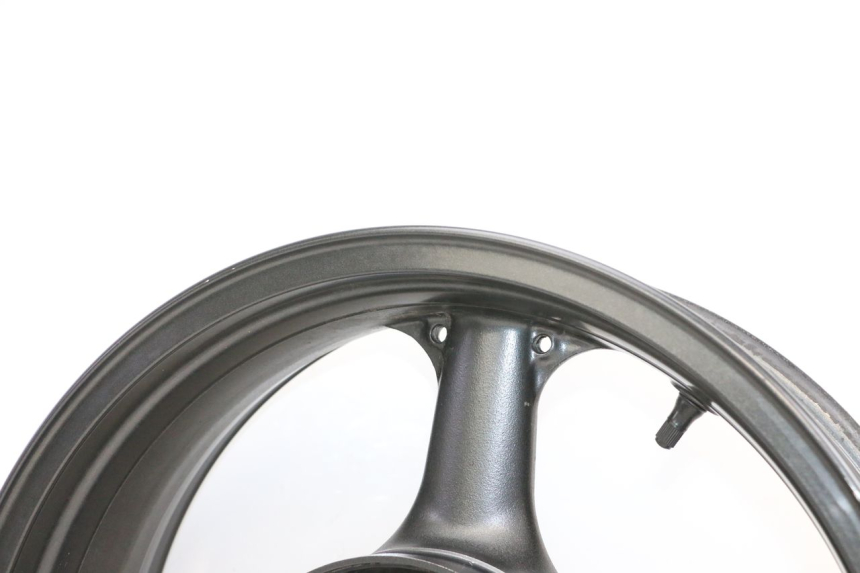 photo de OBRĘCZ TYLNA KAWASAKI ZR 7 750 (1999 - 2004) - Oznaczenia i referencje