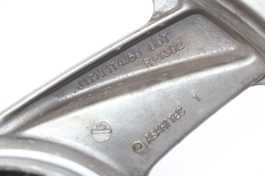 photo de OBRĘCZ TYLNA KAWASAKI ZZR 600 (1995 - 2004) - Zoom stanu zużycia