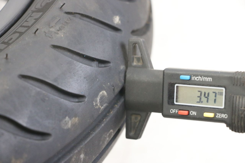 photo de OBRĘCZ PRZEDNIA YAMAHA AEROX 2T 50 (2013 - 2017) - Szczegół części