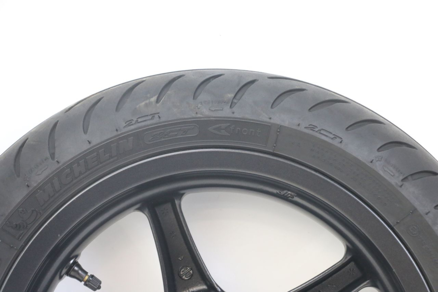 photo de OBRĘCZ PRZEDNIA YAMAHA AEROX 2T 50 (2013 - 2017) - Zbliżenie komponentów