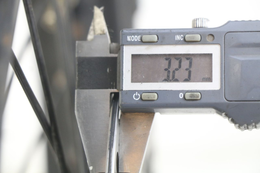 photo de OBRĘCZ PRZEDNIA ORION AGB37 CRF1 DIRT BIKE 125 (2013 - 2021) - Zoom stanu zużycia