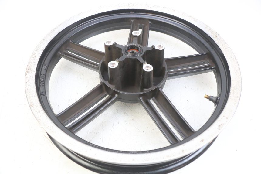 photo de OBRĘCZ PRZEDNIA KYMCO AGILITY 16+ 4T 50 (2018 - 2023) - Zoom stanu zużycia