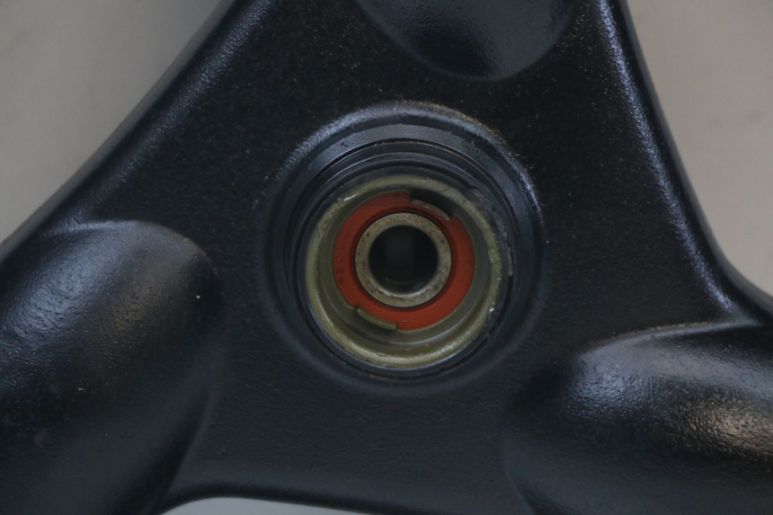 photo de OBRĘCZ PRZEDNIA KYMCO AGILITY 4T 50 (2018 - 2022) - Zbliżenie techniczne