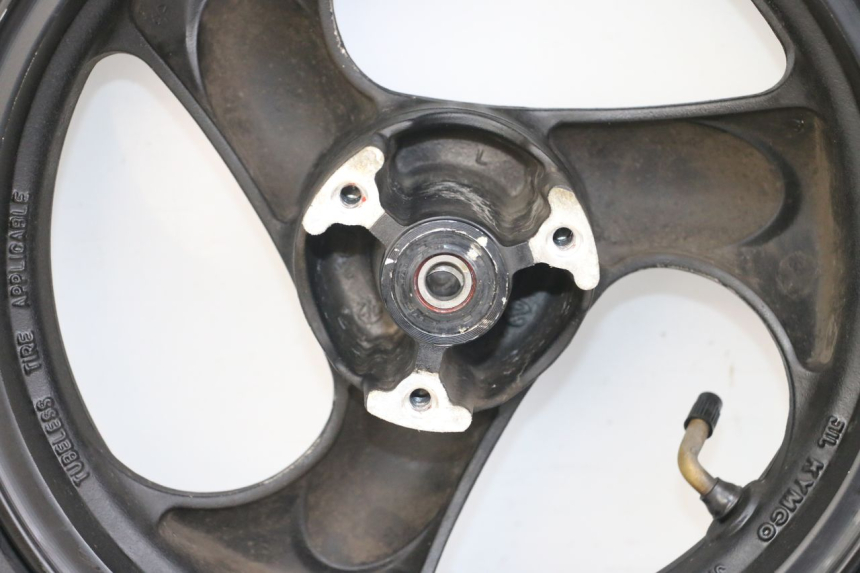 photo de OBRĘCZ PRZEDNIA KYMCO AGILITY FR 2T 50 (2012 - 2017) - Oznaczenia i referencje