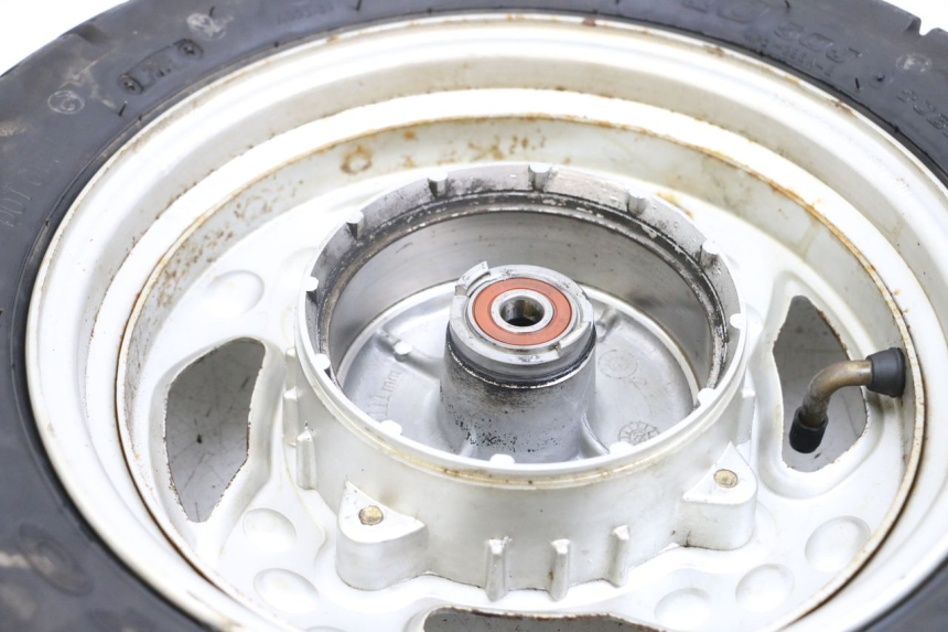 photo de OBRĘCZ PRZEDNIA KYMCO AGILITY PREMIUM 50 (2007 - 2010) - Zoom stanu zużycia