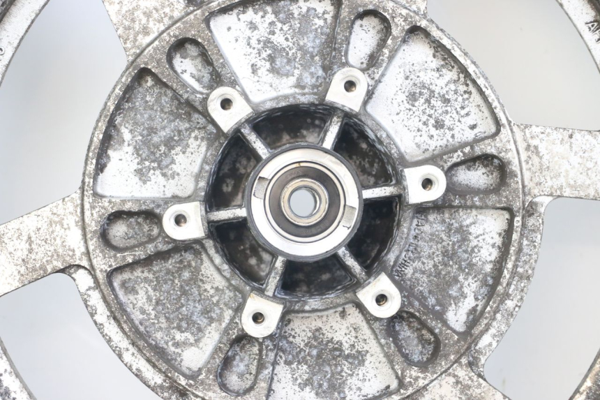 photo de OBRĘCZ PRZEDNIA HYOSUNG GV AQUILA 125 (2000 - 2009) - Stan powierzchni