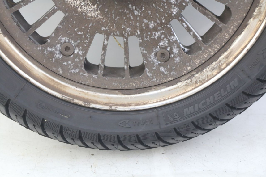 photo de OBRĘCZ PRZEDNIA ECCITY ARTELEC 670 1 (2013 - 2017) - Punkty mocowania