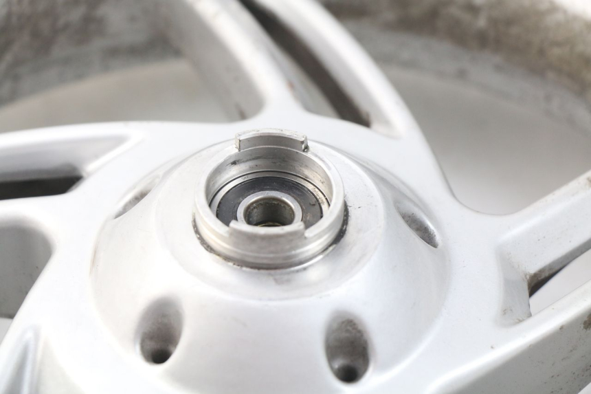 photo de OBRĘCZ PRZEDNIA APRILIA ATLANTIC 125 (2003 - 2009) - Zoom stanu zużycia