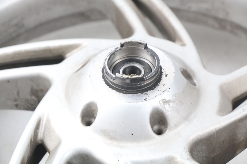 photo de OBRĘCZ PRZEDNIA APRILIA ATLANTIC 125 (2003 - 2009) - Widok produktu