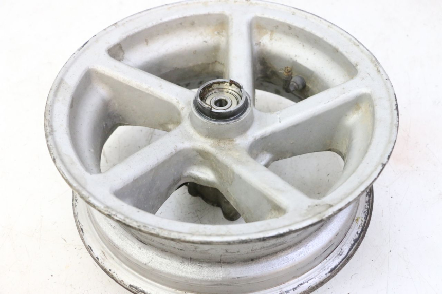 photo de OBRĘCZ PRZEDNIA YAMAHA BW'S 100 (1999 - 2002) - Widok z bliska