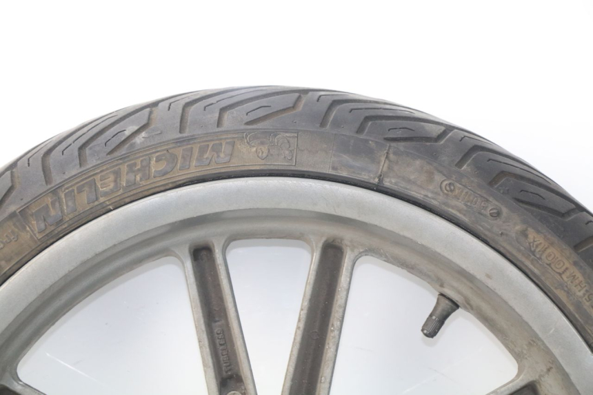 photo de OBRĘCZ PRZEDNIA PIAGGIO CARNABY 125 (2007 - 2011) - Szczegóły charakterystyczne