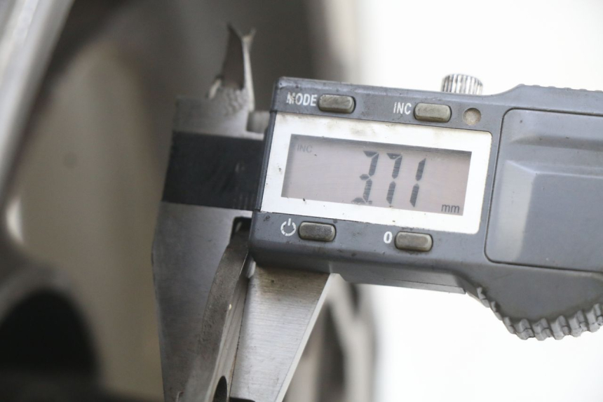 photo de OBRĘCZ PRZEDNIA TGB CITY 2 50 (2009 - 2013) - Inny kąt widzenia