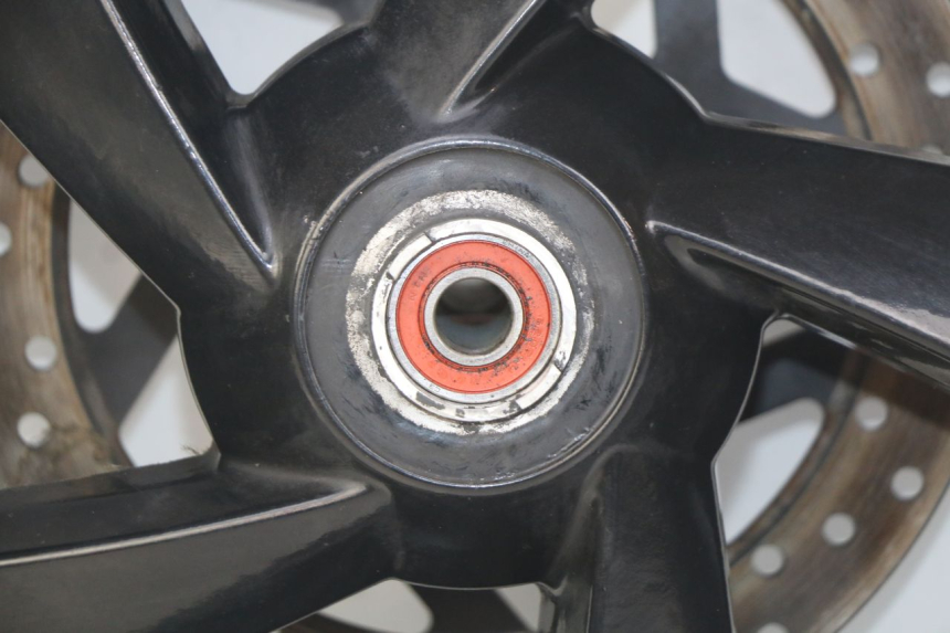 photo de OBRĘCZ PRZEDNIA PEUGEOT CITYSTAR 2T 50 (2018 - 2021) - Zbliżenie komponentów