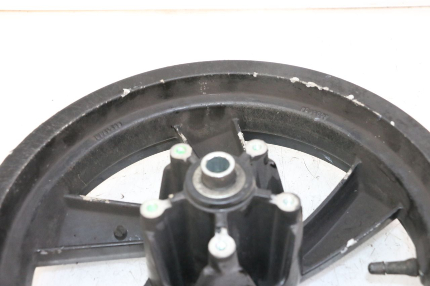 photo de OBRĘCZ PRZEDNIA PEUGEOT CITYSTAR 50 (2013 - 2017) - Zbliżenie techniczne