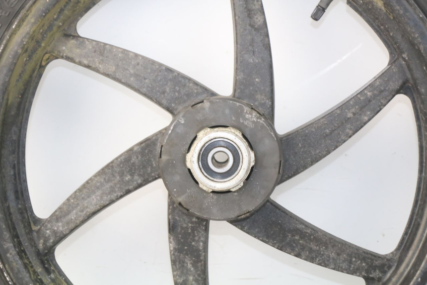 photo de OBRĘCZ PRZEDNIA HYOSUNG COMET GTR 125 (2007 - 2014) - Widok z bliska