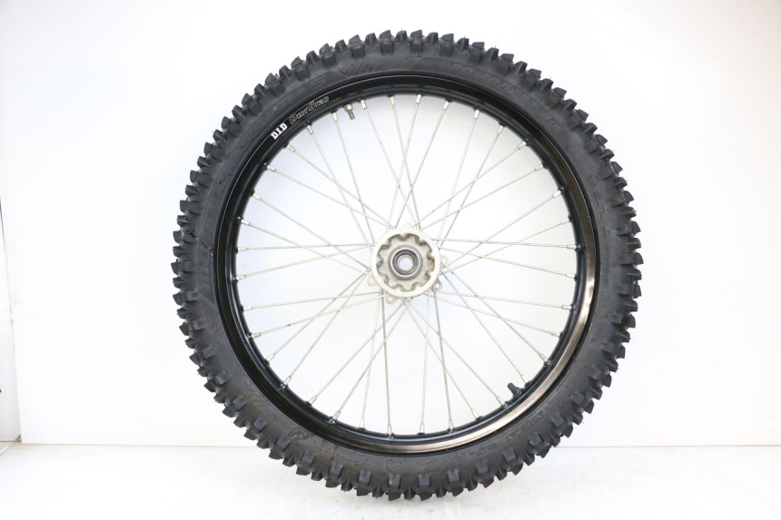 photo de OBRĘCZ PRZEDNIA HONDA CRF R 250 (2020 - 2021) - Widok z bliska