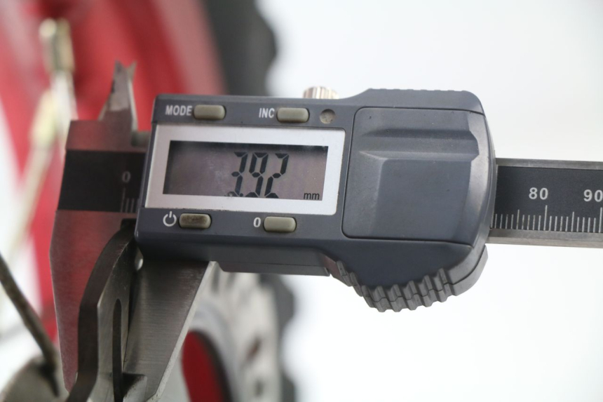 photo de OBRĘCZ PRZEDNIA THUMP DIRT BIKE 120 - Zoom stanu zużycia