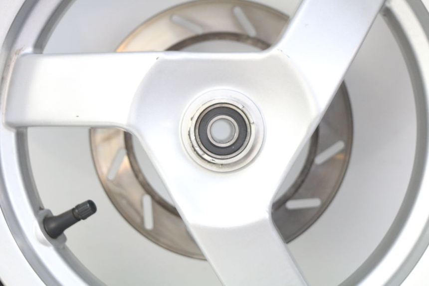 photo de OBRĘCZ PRZEDNIA PEUGEOT E-VIVACITY 1 (2012 - 2018) - Stan powierzchni