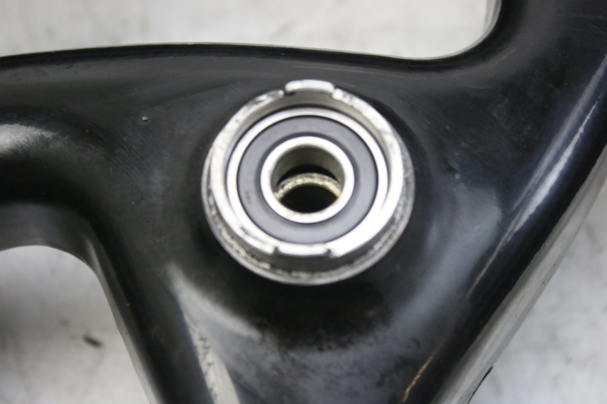 photo de OBRĘCZ PRZEDNIA PEUGEOT ELYSTAR 50 (2002 - 2014) - Zoom stanu zużycia